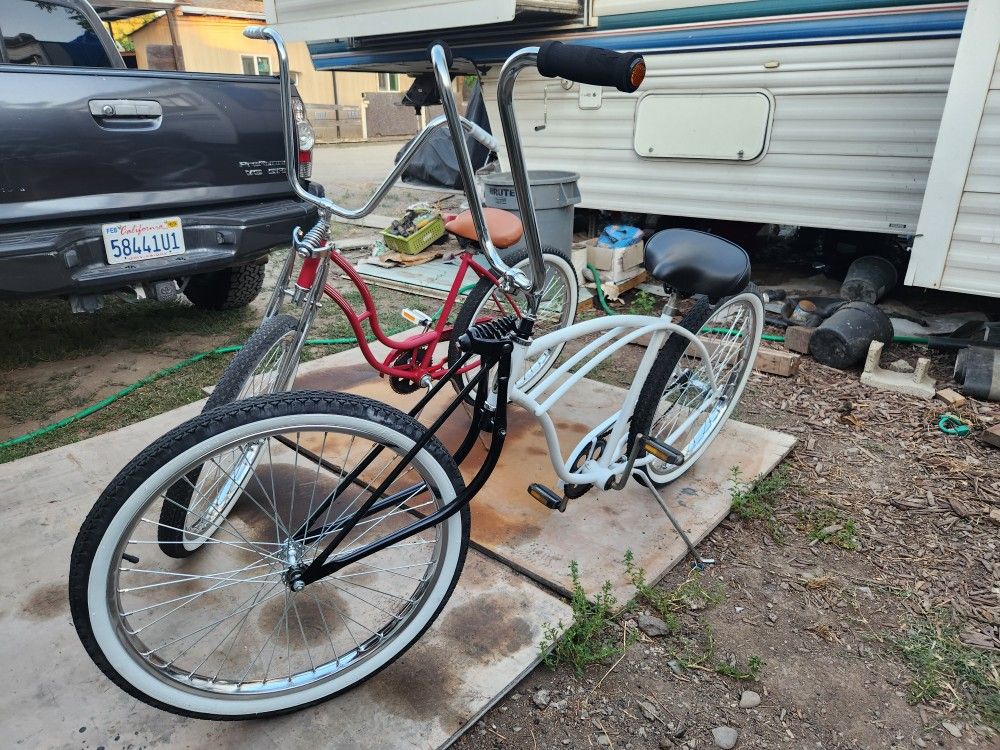 Schwinn Beach Cruisers Lowrider Bike