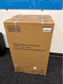 Black & Decker mini refrigerator