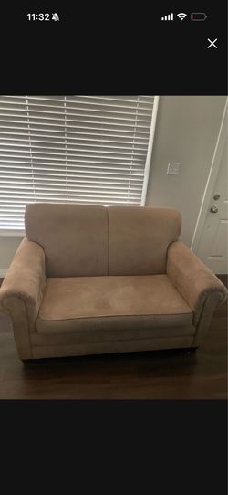 Pull out couch