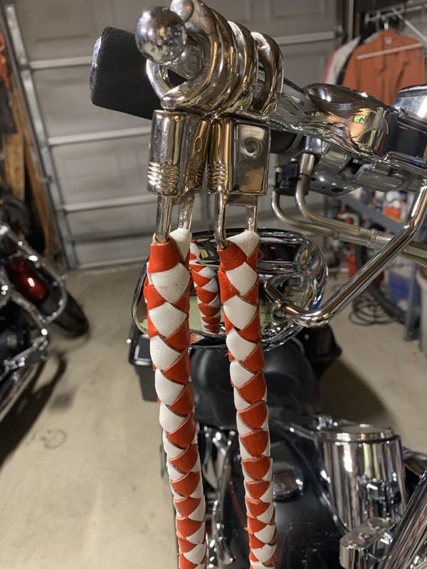 handlebar whip
