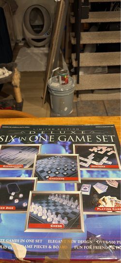 Limited Edition Deluxe 6-in-1 glass game set