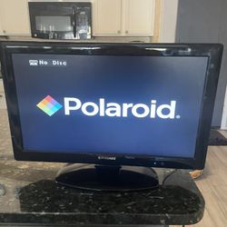 Polaroid 21x13 Size  Working Television/Gaming