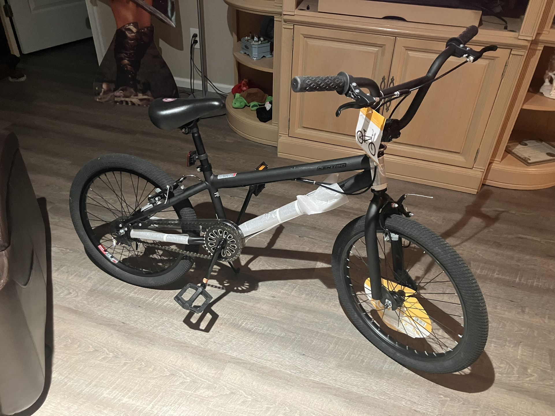 BRAND NEW KENT CHAOS 20” BLX ALL BLACK BIKE