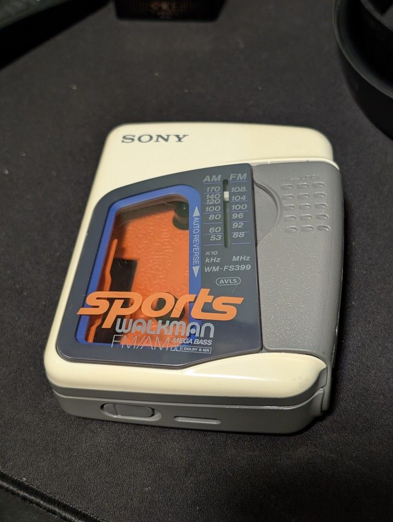 Sony WM-FS399 Sports Walkman White
