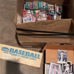 HUGE SPORTS CARD LOT FOOTBALL BASEBALL BASKETBALL ROOKIES STARS ALL NEWER CARDS REFRACTORS COLORED AUTO CARDS # CARDS CARDS