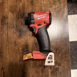 Milwaukee Impact Driver 