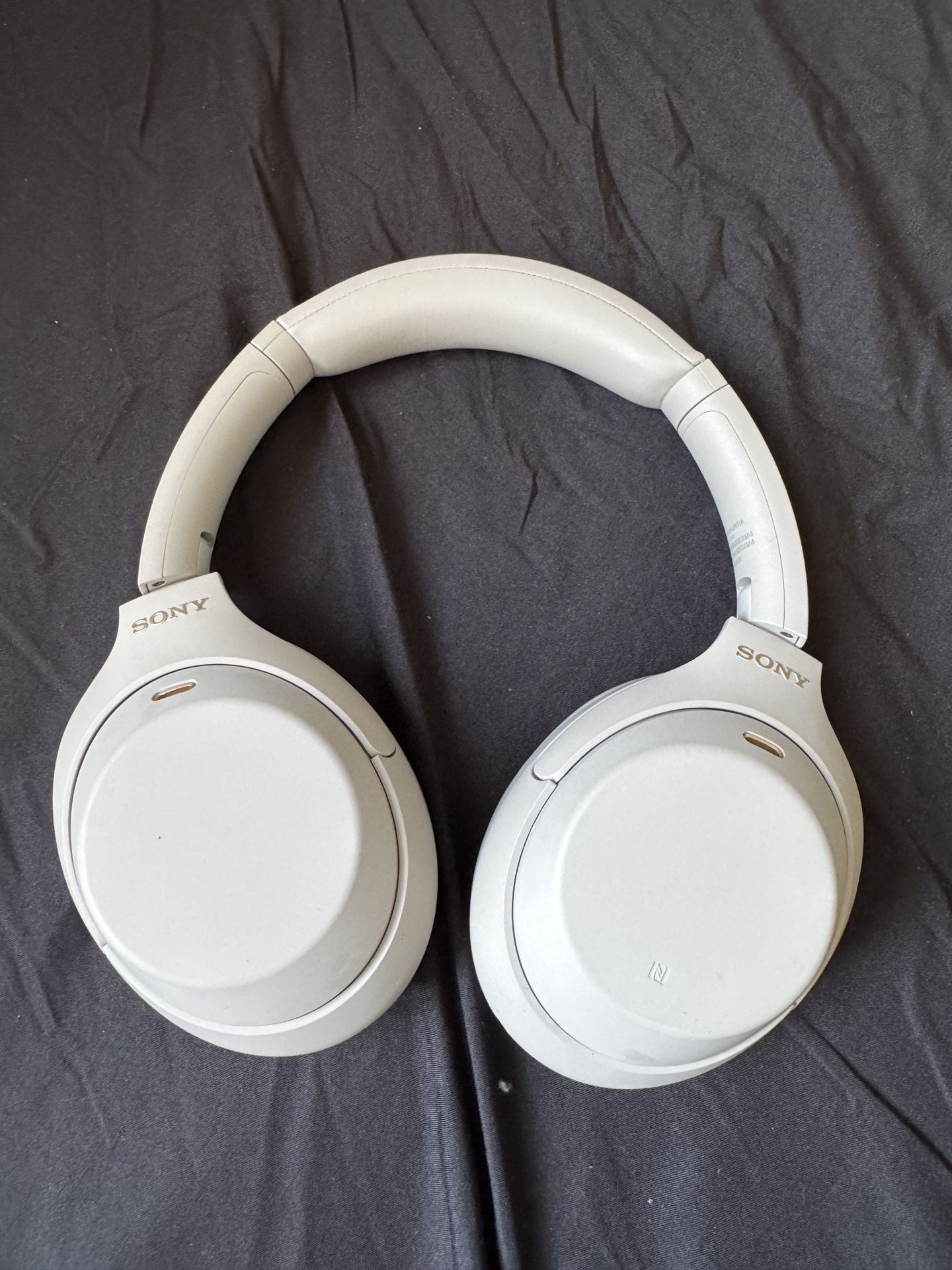 Sony M4 Headphones