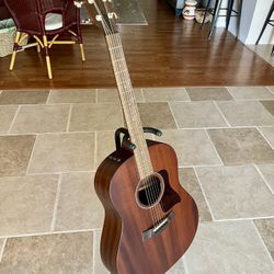 Taylor American Dream AD27e Grand Pacific Acoustic-Electric Guitar