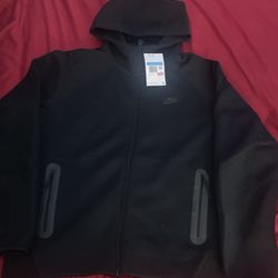 Brand new nike tech with tags medium