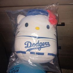 Hello Kitty Doger Night