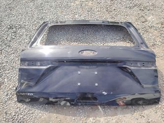 2018 2021 FORD EXPEDITION TAILGATE