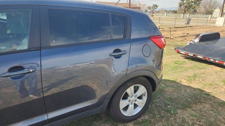 2013 To 2016 Kia Sportage Left Driver Rear Door Shell