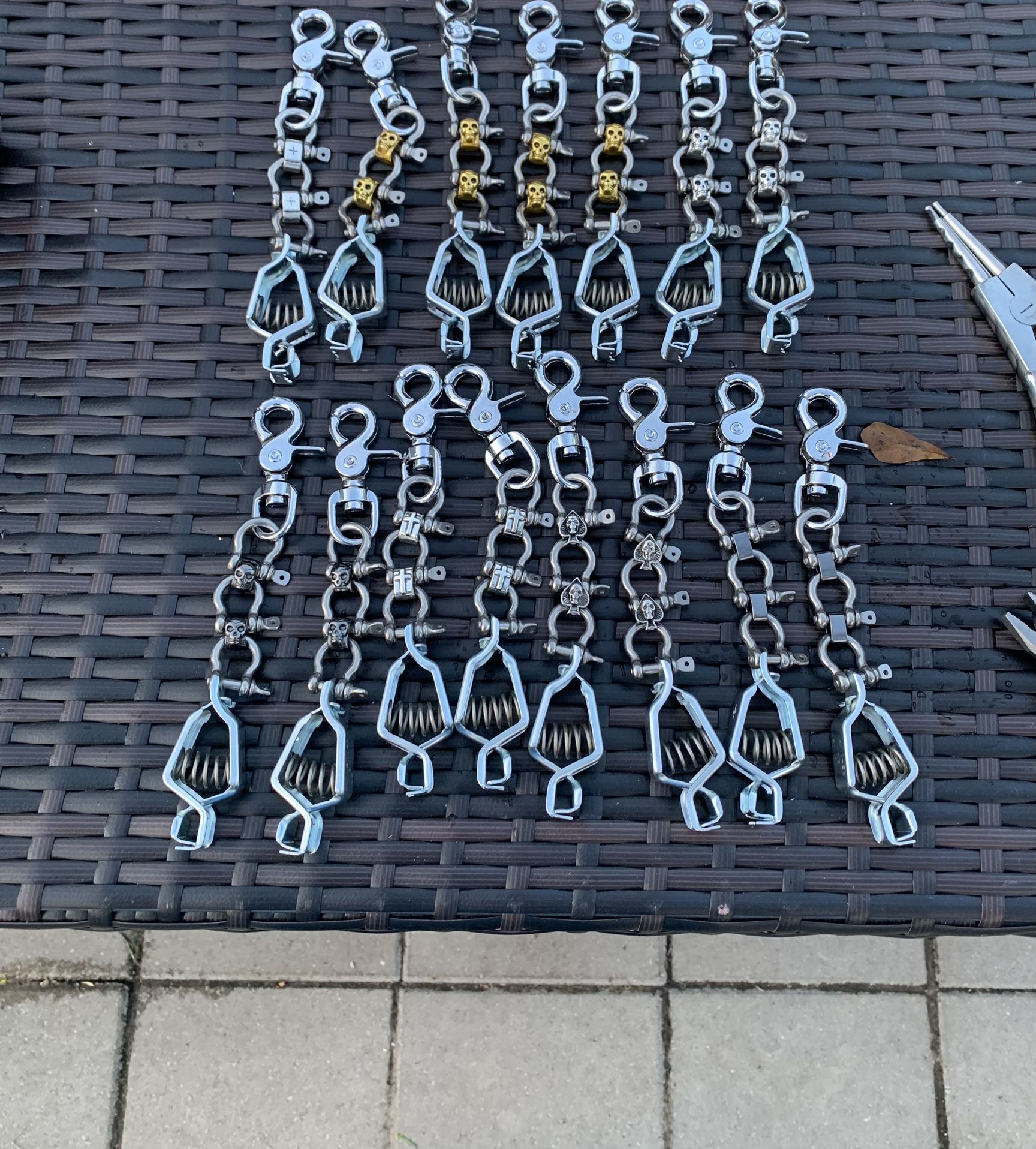 Stainless Shackle Glove Clips