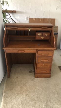 Roll top desk