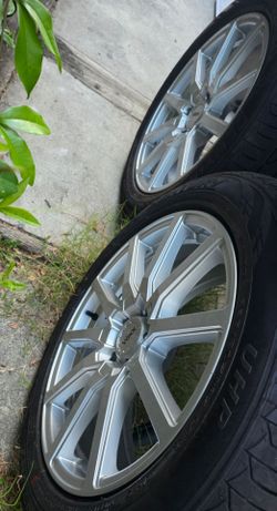 New two (2) 17" wheels only with new tires