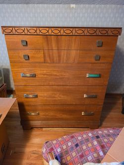 MCM 4 Drawer Dresser
Original brass hardware
