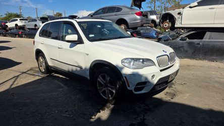 2012 BMW X5 DIESEL PARTING OUT PARTS FOR SALE PARTES