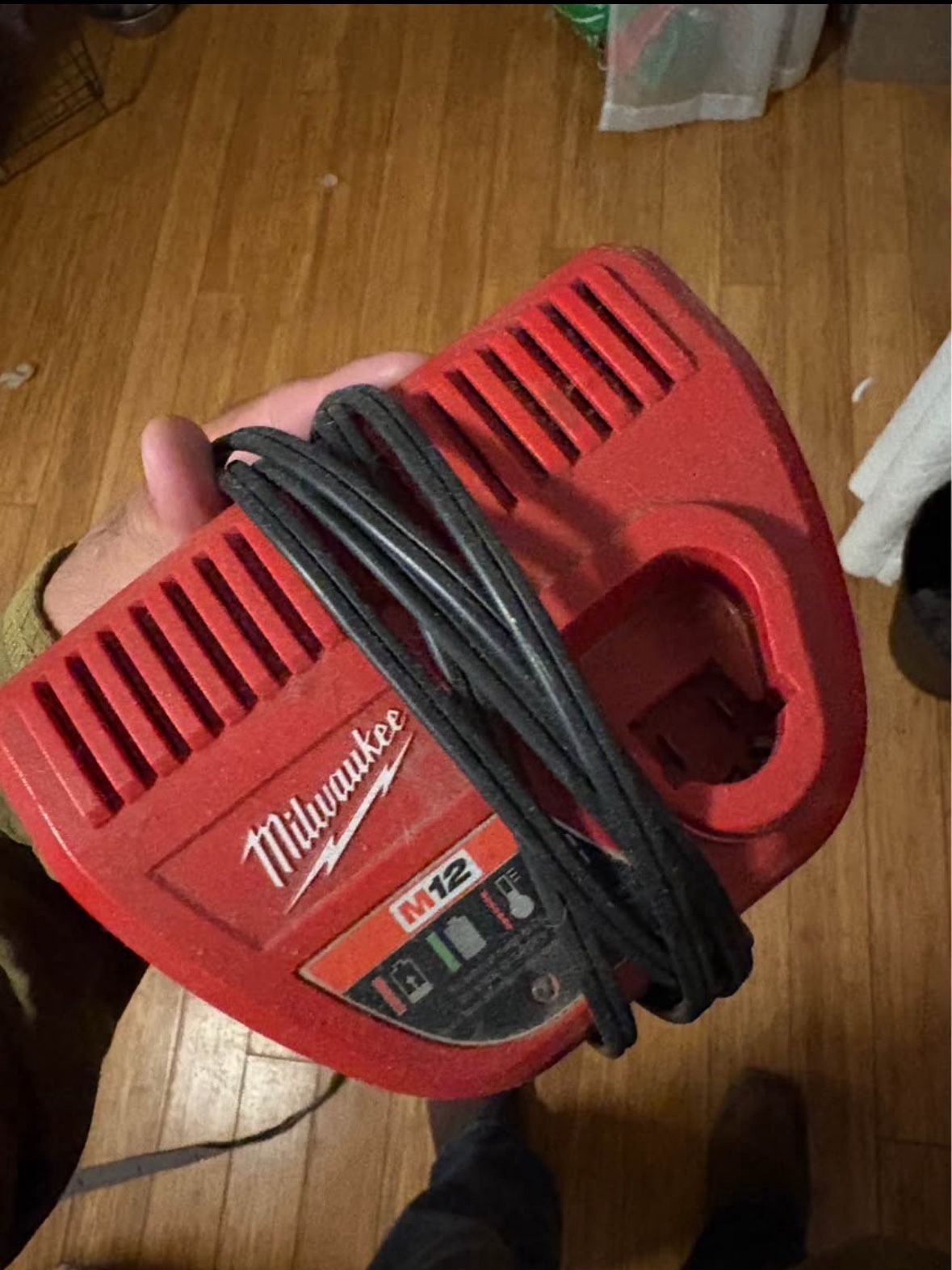 Milwaukee M12 Battery Charger