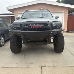 Front Bumper Push Bar