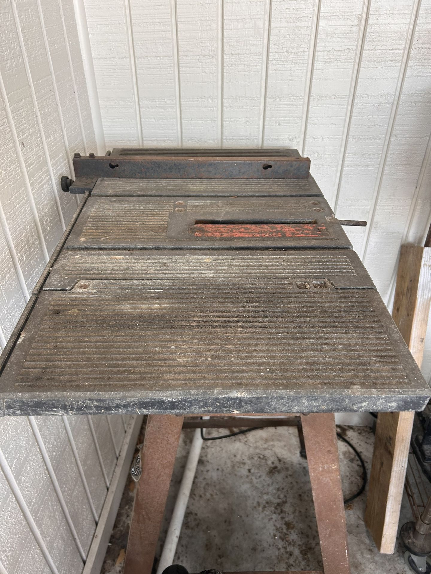 Table Saw
