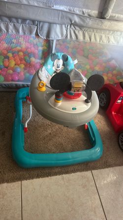 Baby walker Mickey Mouse