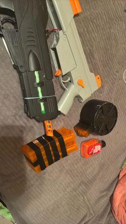For sale 1 doesn’t have a battery