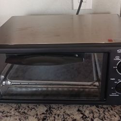  Signature Gourmet 4-Slice Toaster Oven Broiler