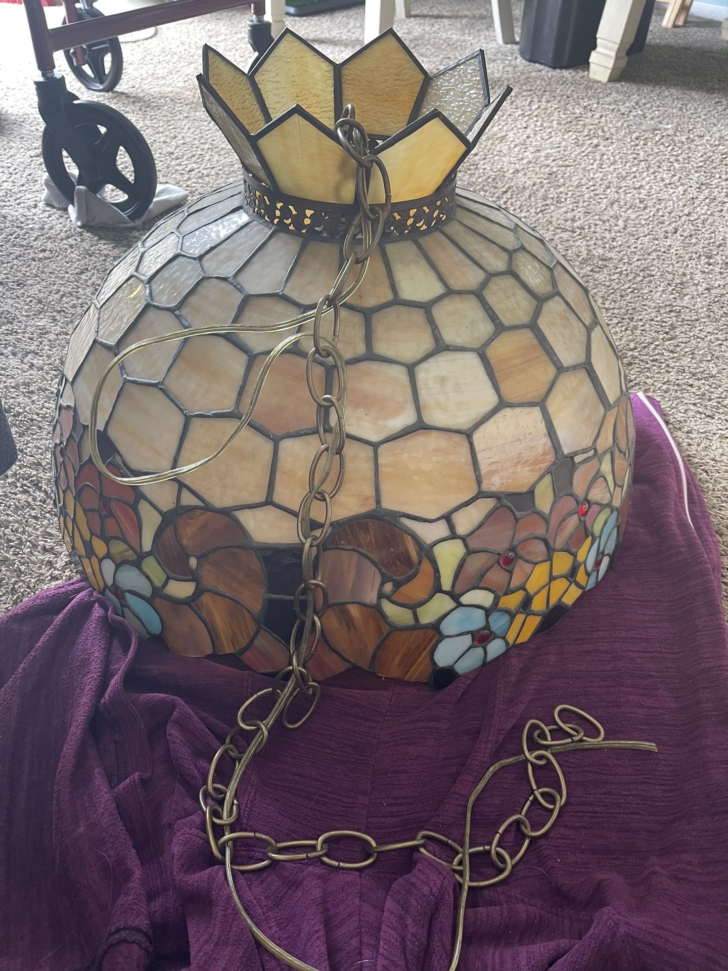 LARGE (Tiffany style) VINTAGE STAINED GLASS HANGING LAMP