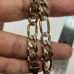 14kt Two-tone Gold Figaro Bracelet 106899-1 JE 