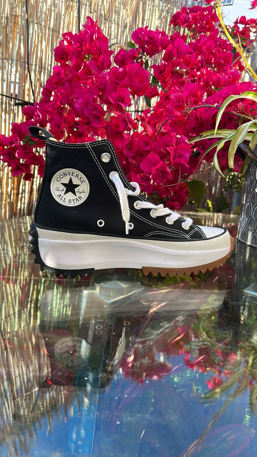 Converse Size 7.5 WO’S