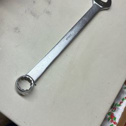 Snap-on 13/8 Pecan-44 Wrench