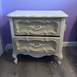 Dresser/Nightstand 