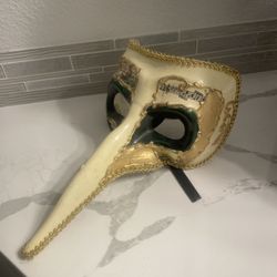 Venetian Bird Beak Mask