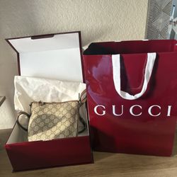 Authentic Gucci 