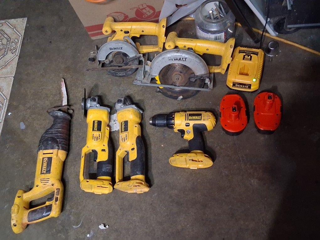 Old Dewalt Power Tools Whole Bundle Still Work Good.