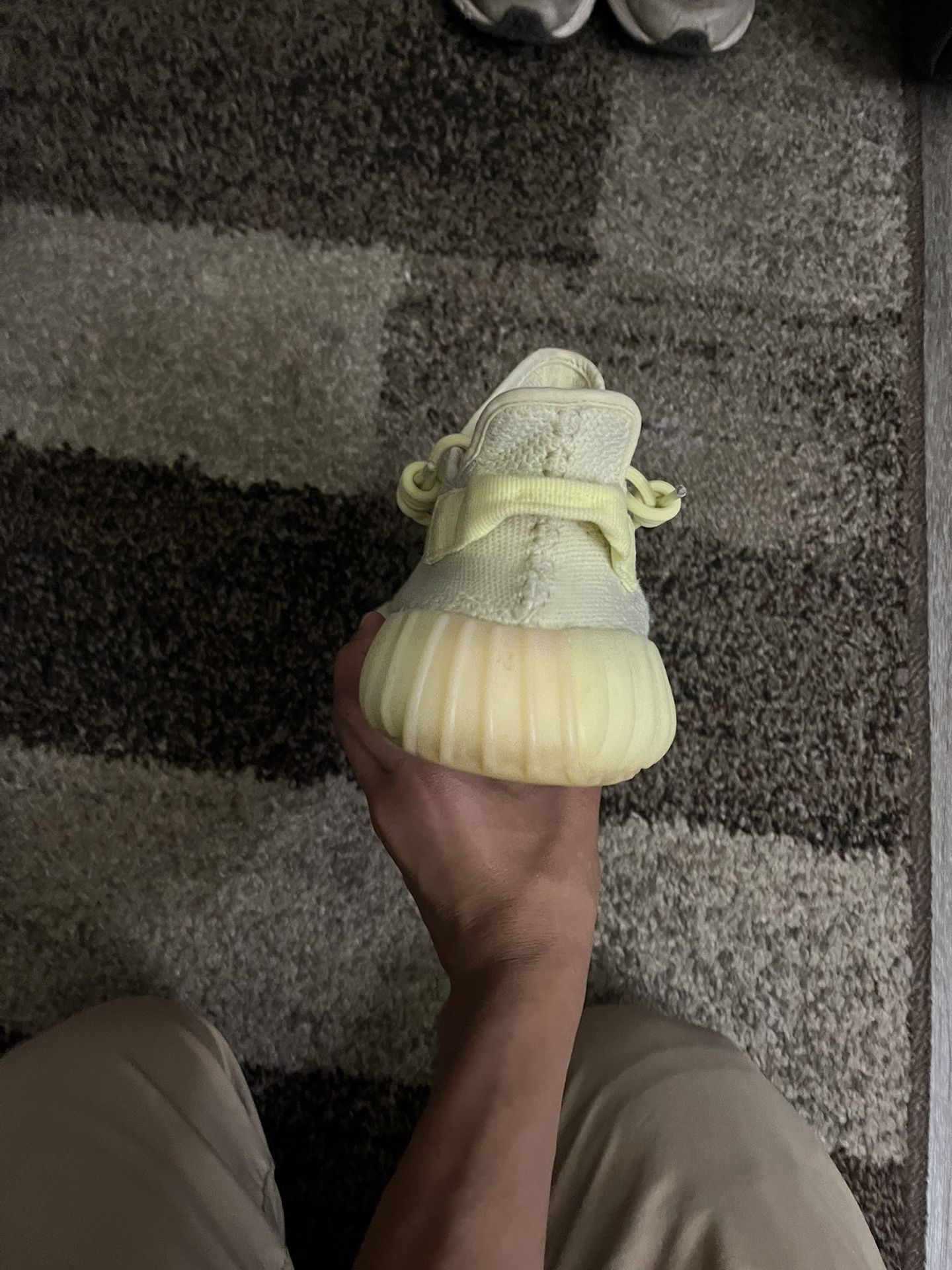 Yeezy 350  V2 Butter 100% Authentic