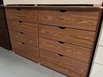 Dresser 8 drawers