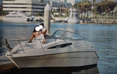 Bayliner Boat