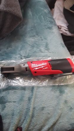 Milwaukee fuel 3/8 ratchet brand new