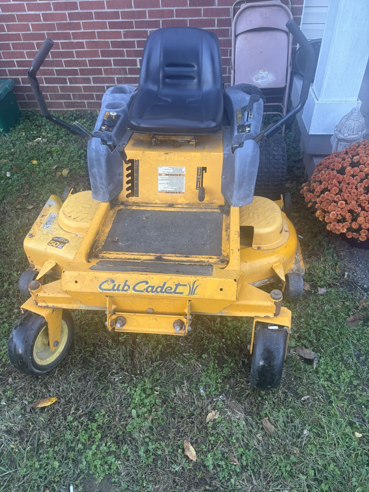 Nice Cheap Zero Turn Runs Mows And Cuts 