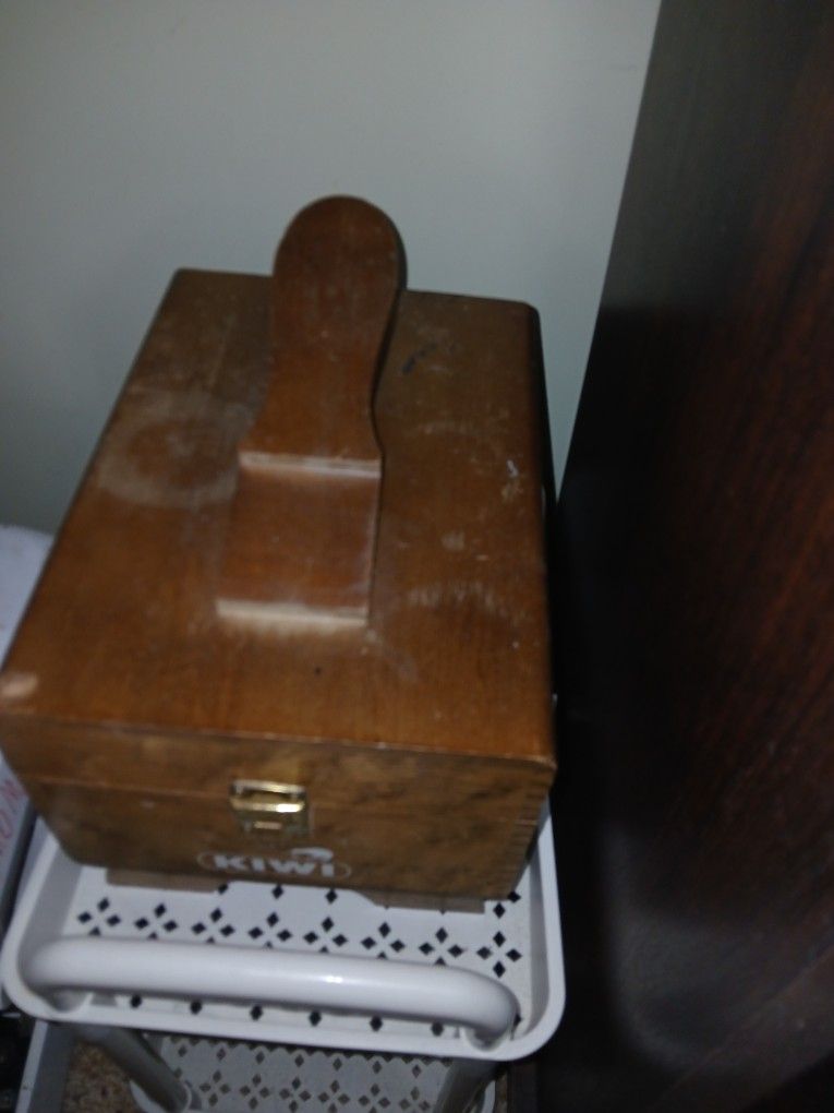 Old Antique Kiwi Shoe Cleaning Box