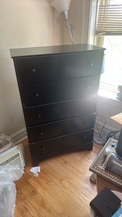 Drawer Dresser