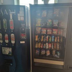 1 Drink And 1 Snack Machine For Sale