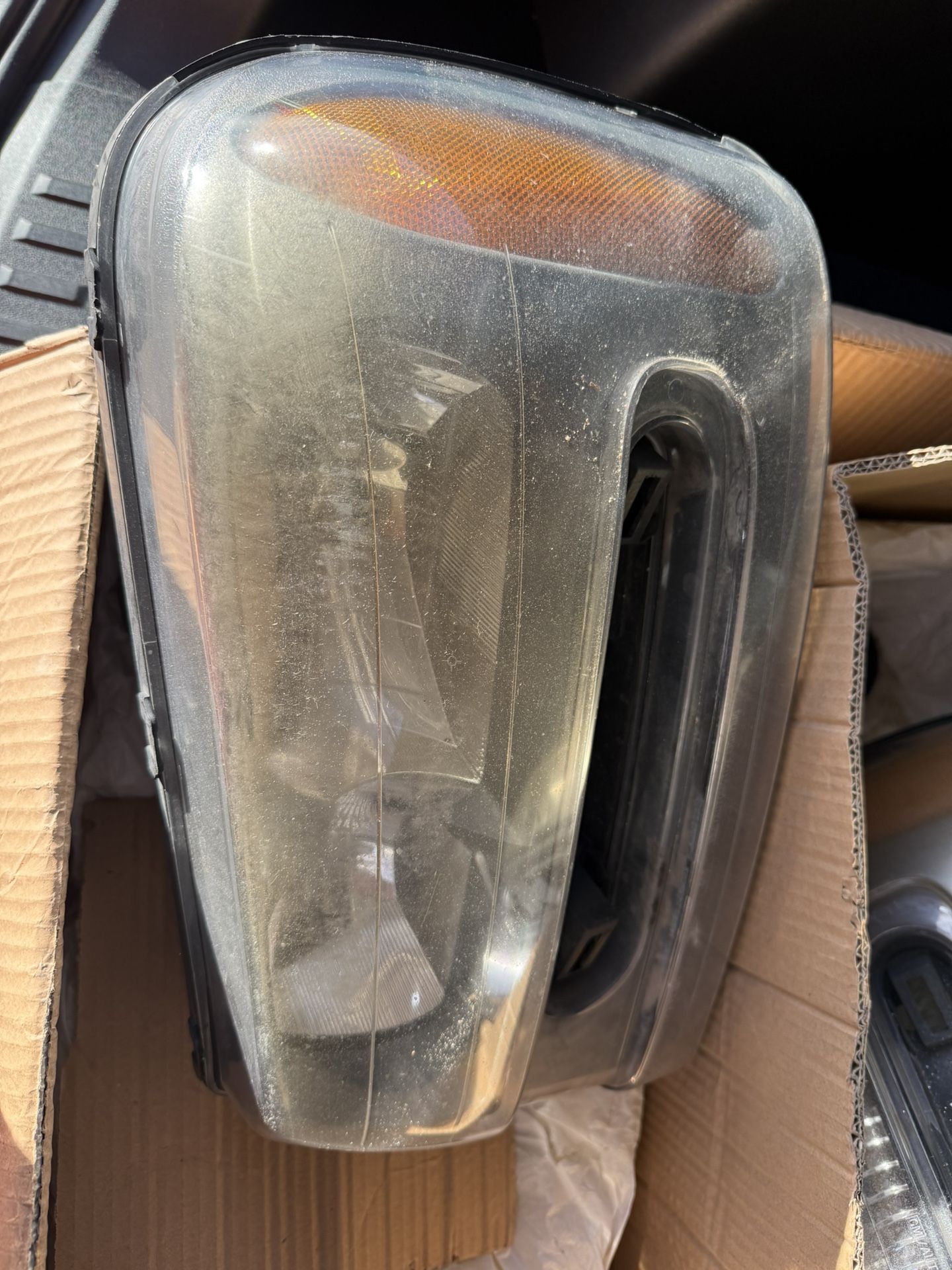 08 Trailblazer Ss Headlights Oem