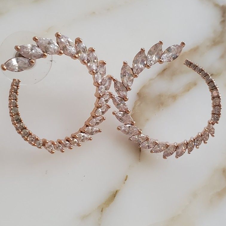 Gold Tone Cubic Zirconia Half Circle Stud Earrings Medium Size Leaf Details