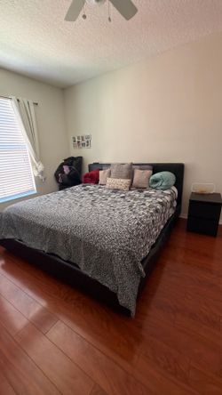 Super king room bed