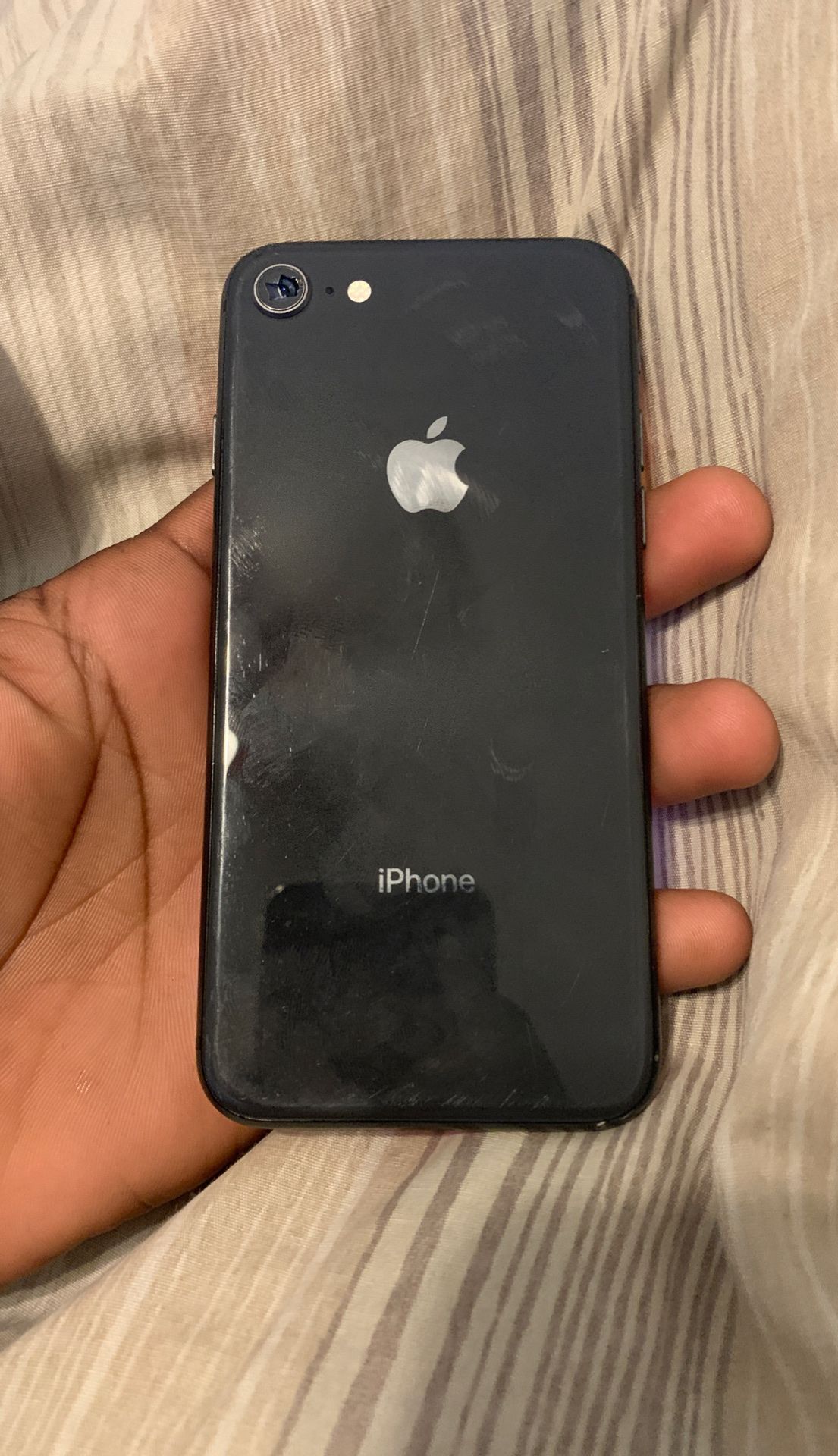 iPhone 8