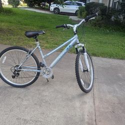 Women's Mountain Bike 
