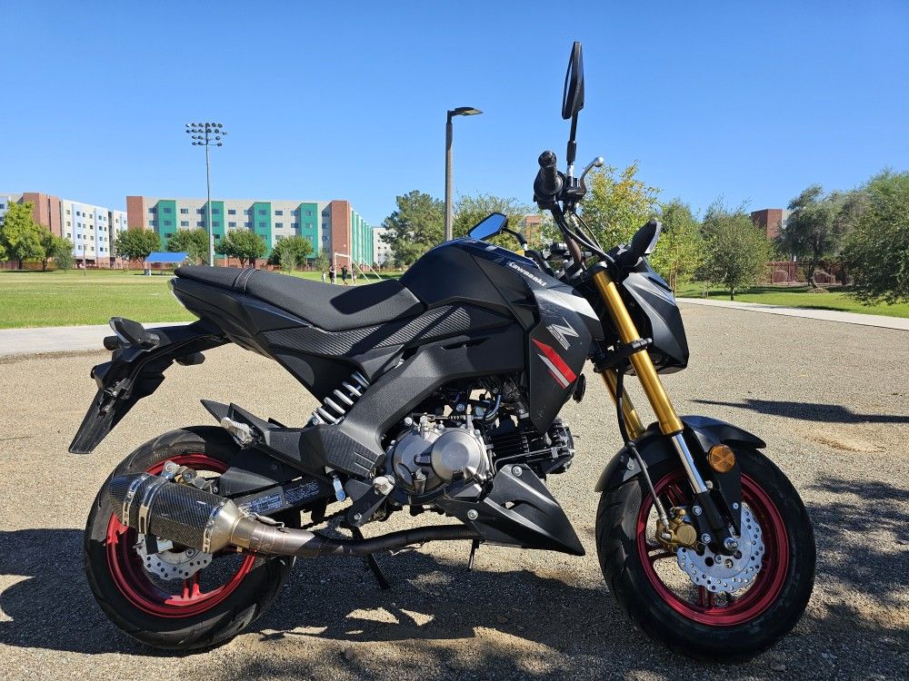 Nice 2021 Kawasaki Z125 Pro