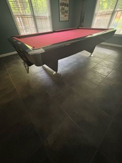 Pool Table 9’ Championship. Olio